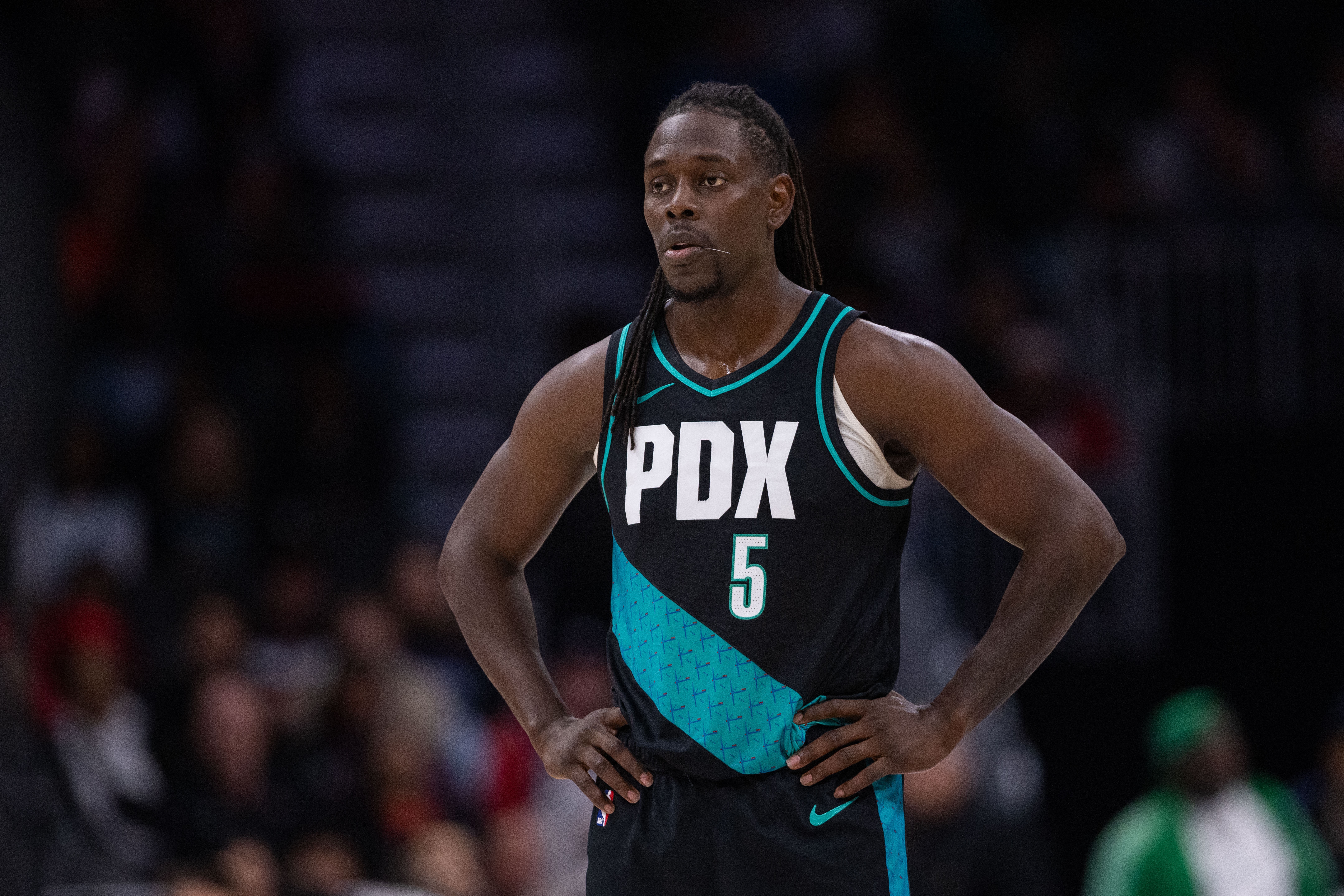 35岁266天！霍勒迪刷新单场35分10助&amp;真实命中率90%+最老纪录